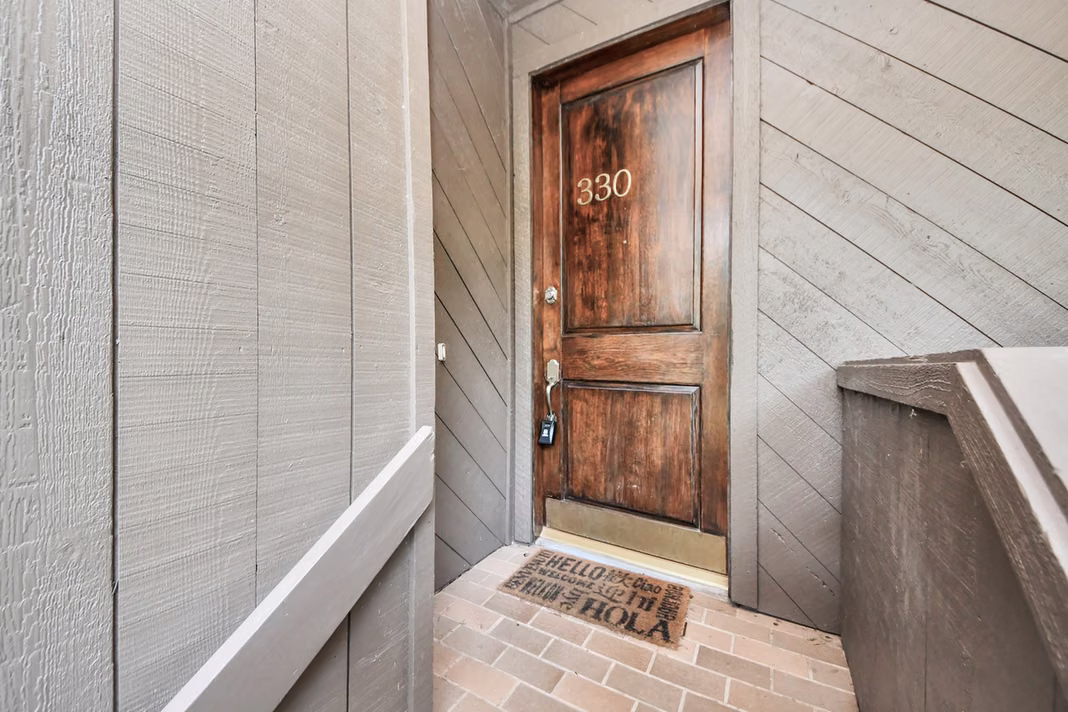 Photo 7 of 330 Litchfield Lane 37, Houston, TX