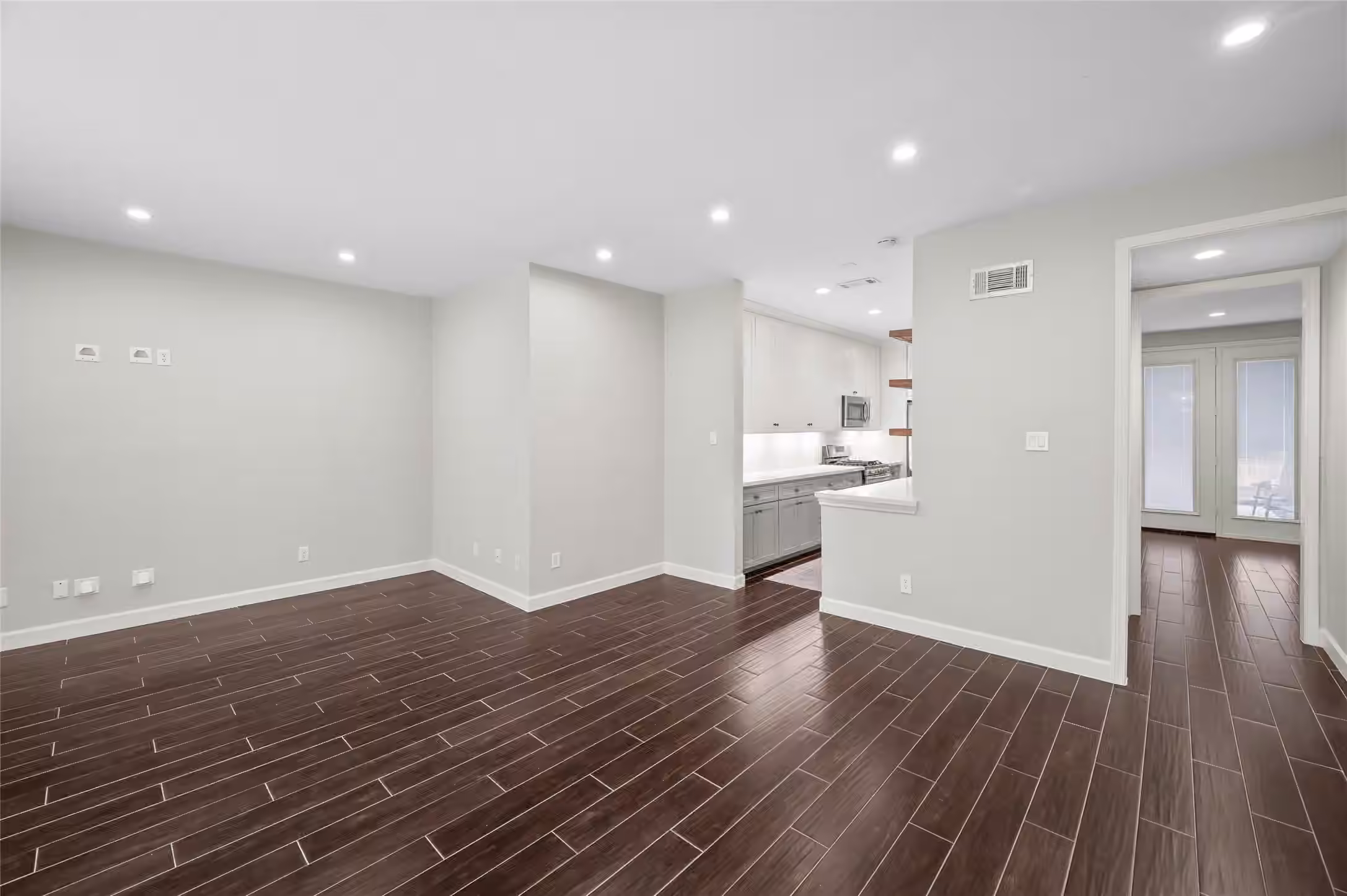 Photo 4 of 7493 Brompton Street, Houston, TX