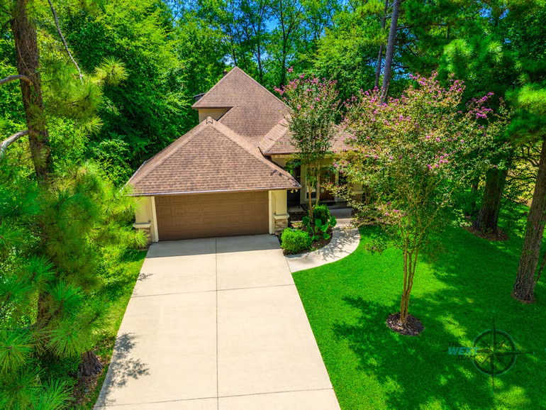 Photo of 3302 Dunes Circle, Montgomery, TX 77356