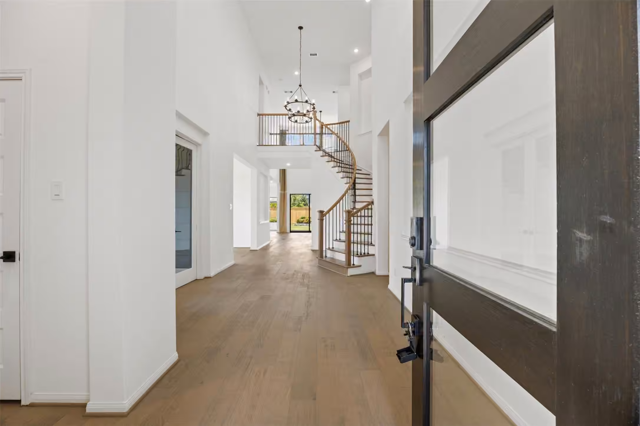 Photo 5 of 10706 Monarch Butterfly Drive, Cypress, TX