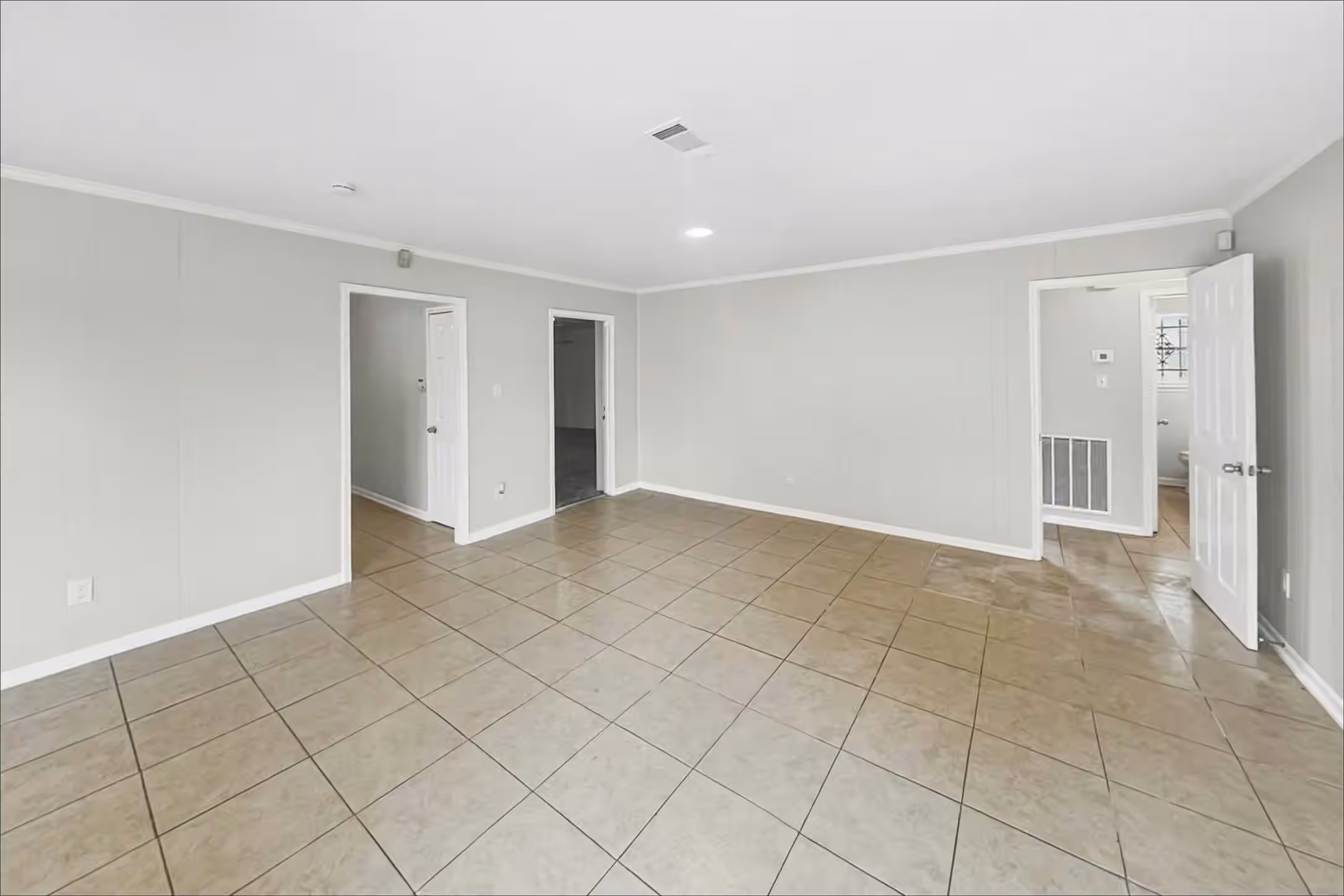 Photo 3 of 9619 Guest Street, Houston, TX