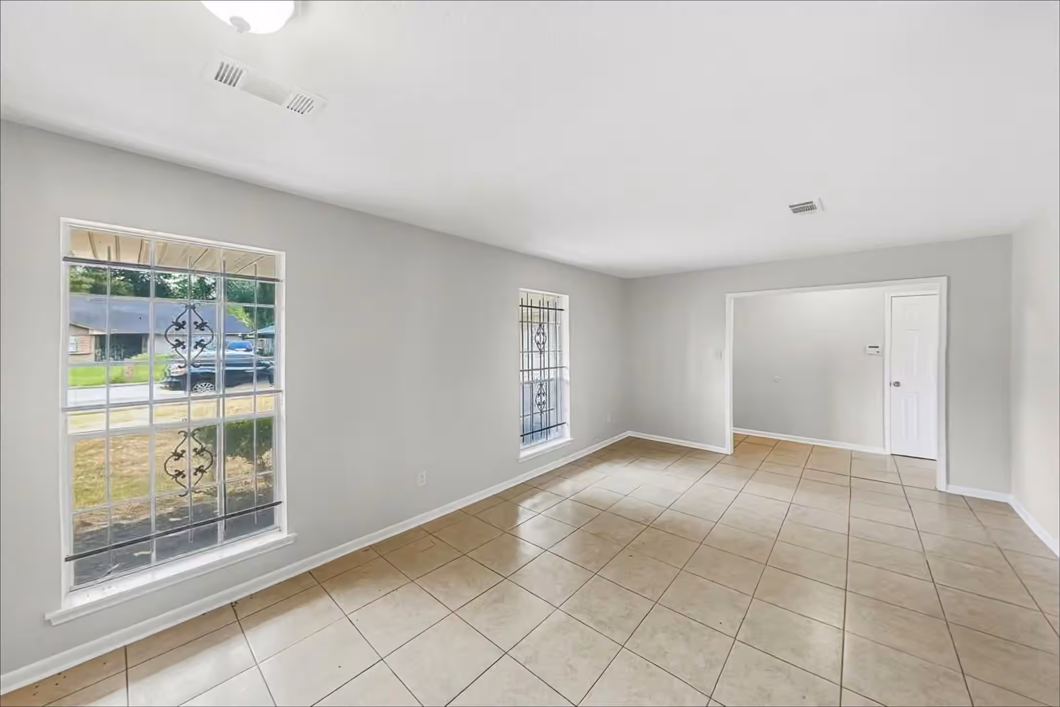 Photo 5 of 9619 Guest Street, Houston, TX