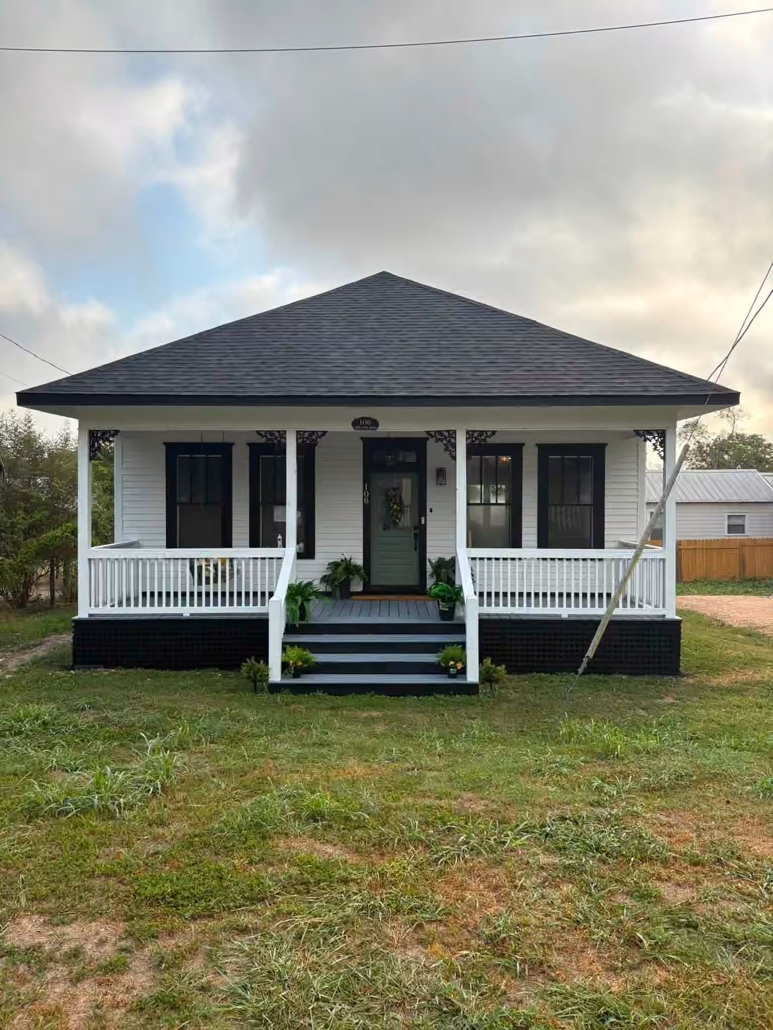 Photo 4 of 106 N Scott Street, Fayetteville, TX