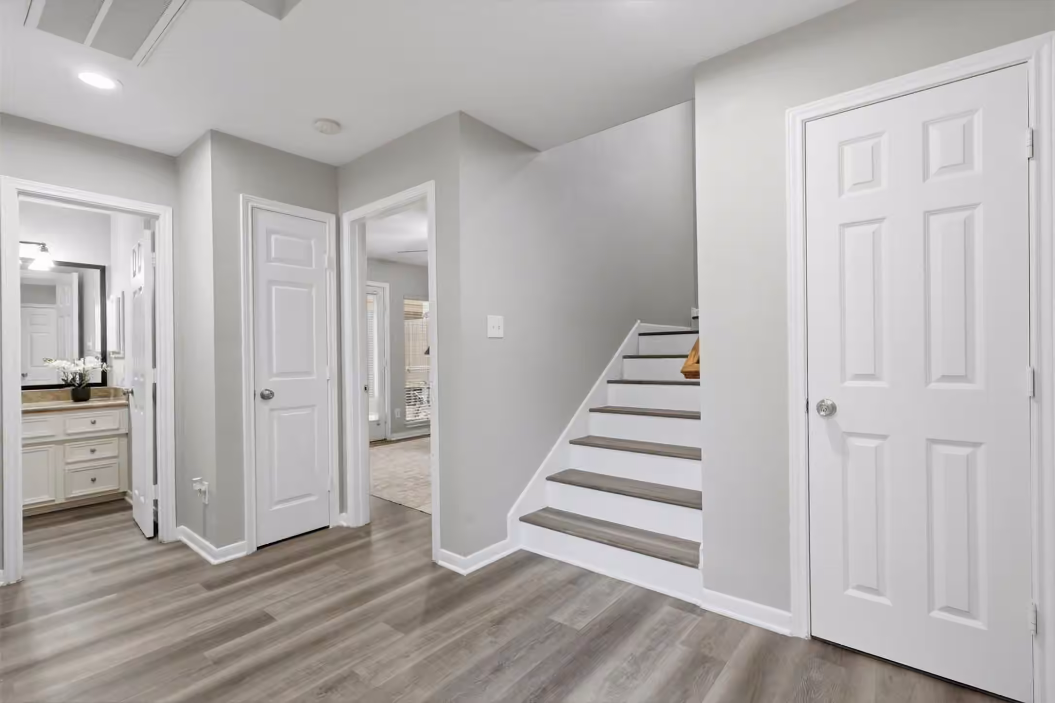 Photo 6 of 832 Cohn Street, Houston, TX