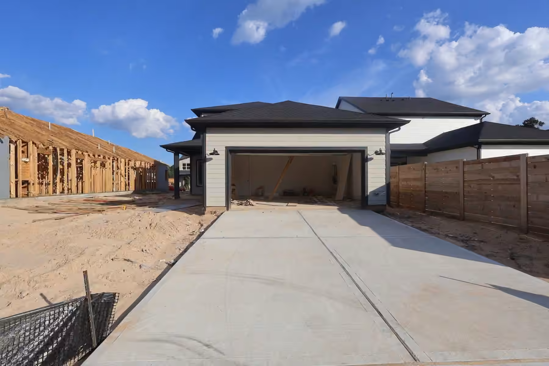 Photo 3 of 11466 Billy Bobs Street, Montgomery, TX