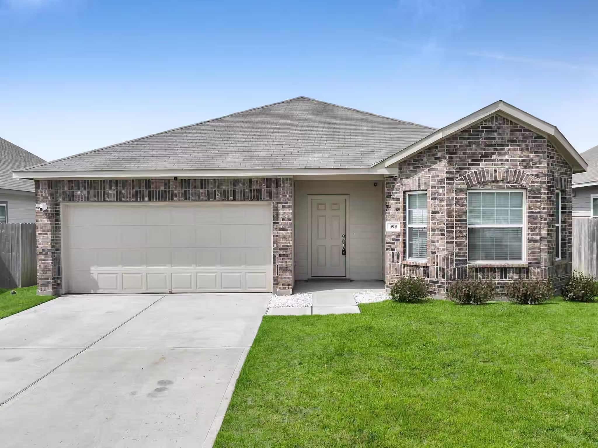 Photo of 398 Shoreview Drive, Conroe, TX