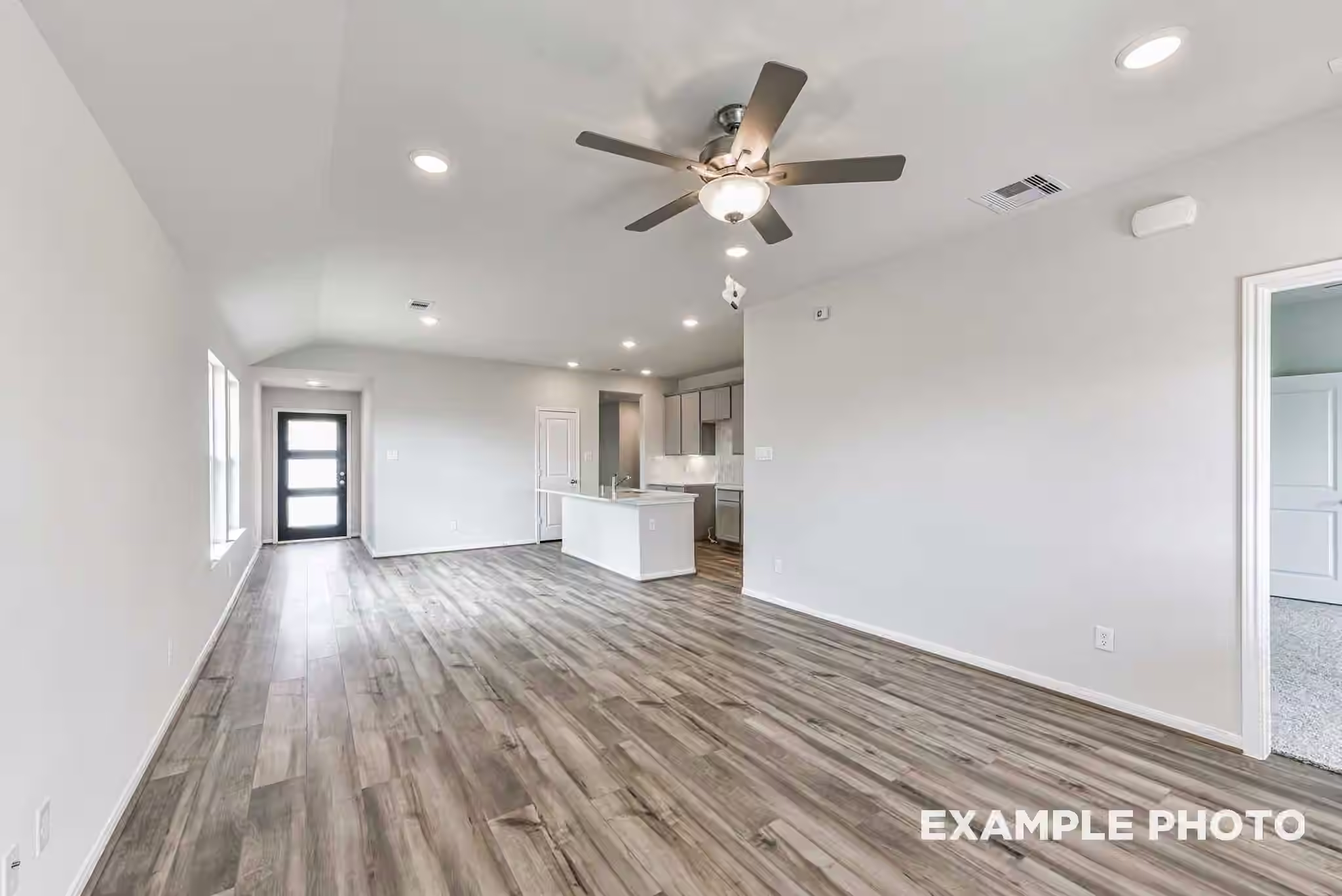 Photo 4 of 115 Sabinal Lane, Dayton, TX