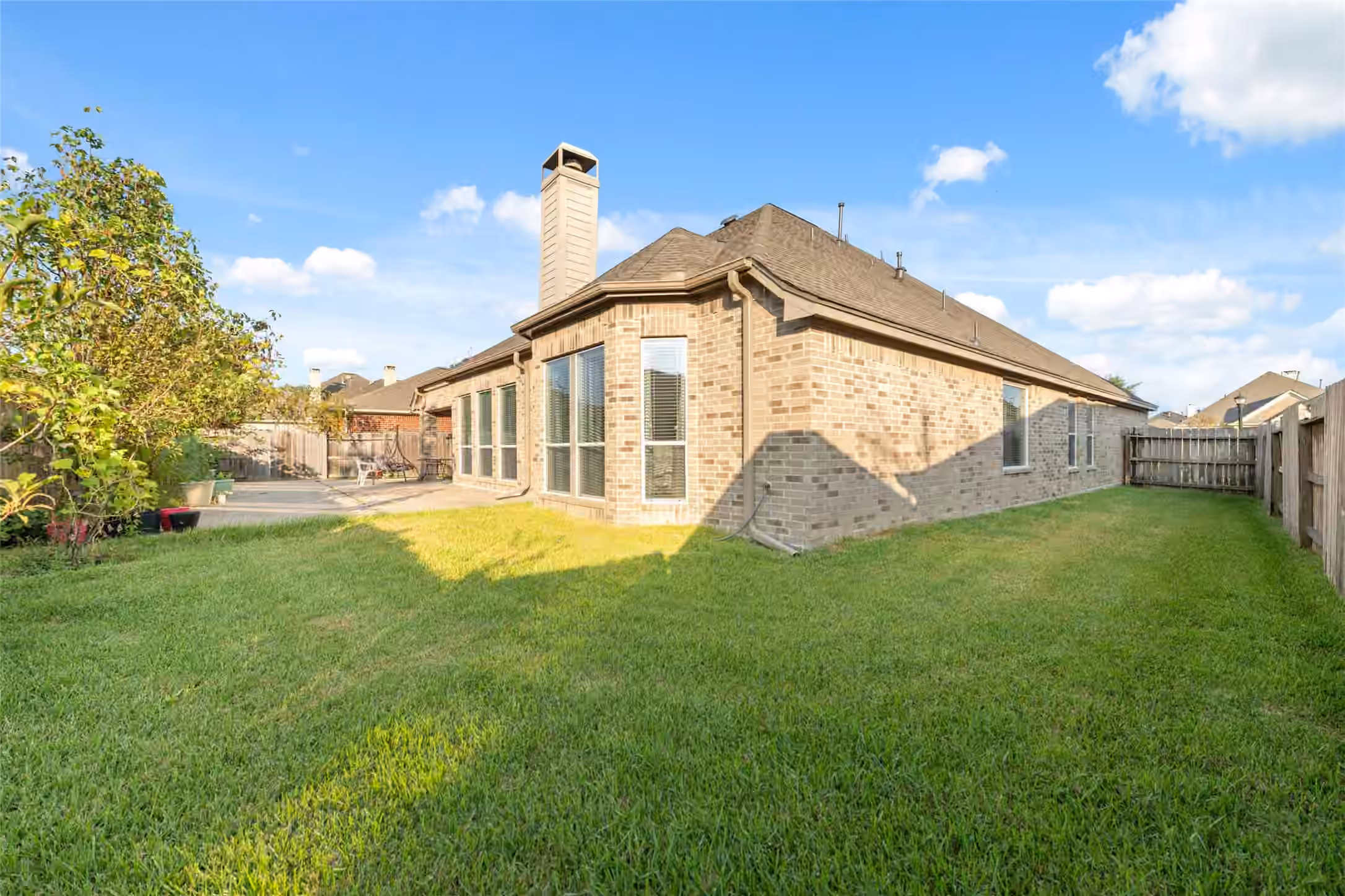 Photo 6 of 9815 Ryans Park Lane, Houston, TX
