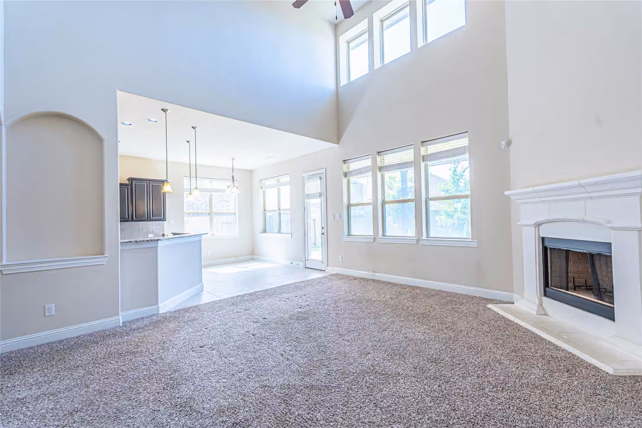 Photo 2 of 3070 Tradinghouse Creek Lane, League City, TX