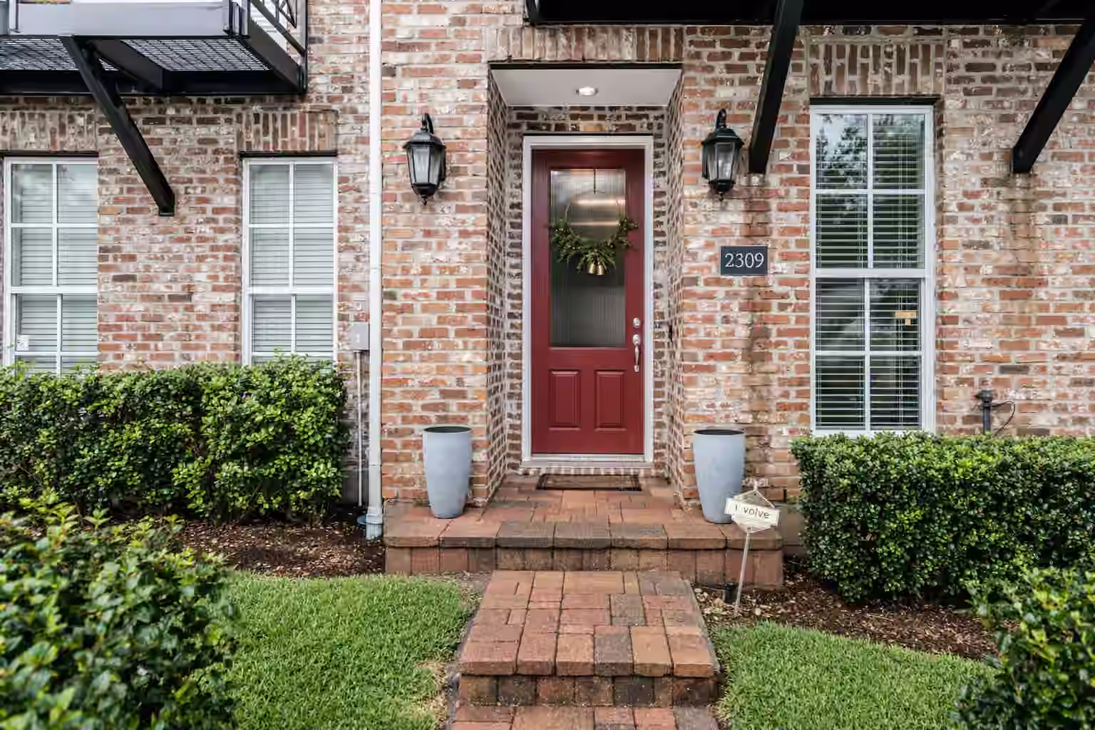 Photo 3 of 2309 Kolbe Grove Lane, Houston, TX