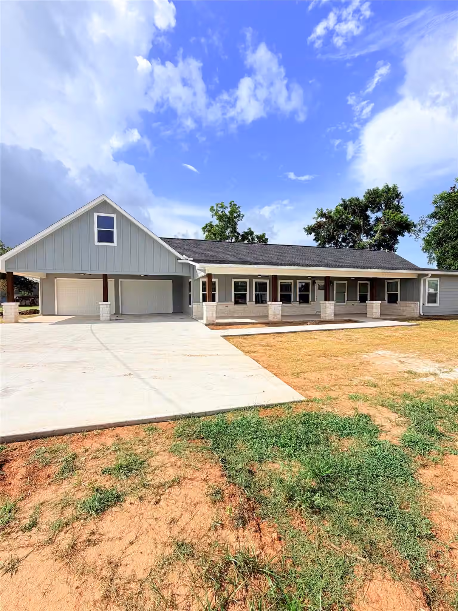 Photo of 301 E San Bernard St, Brazoria, TX