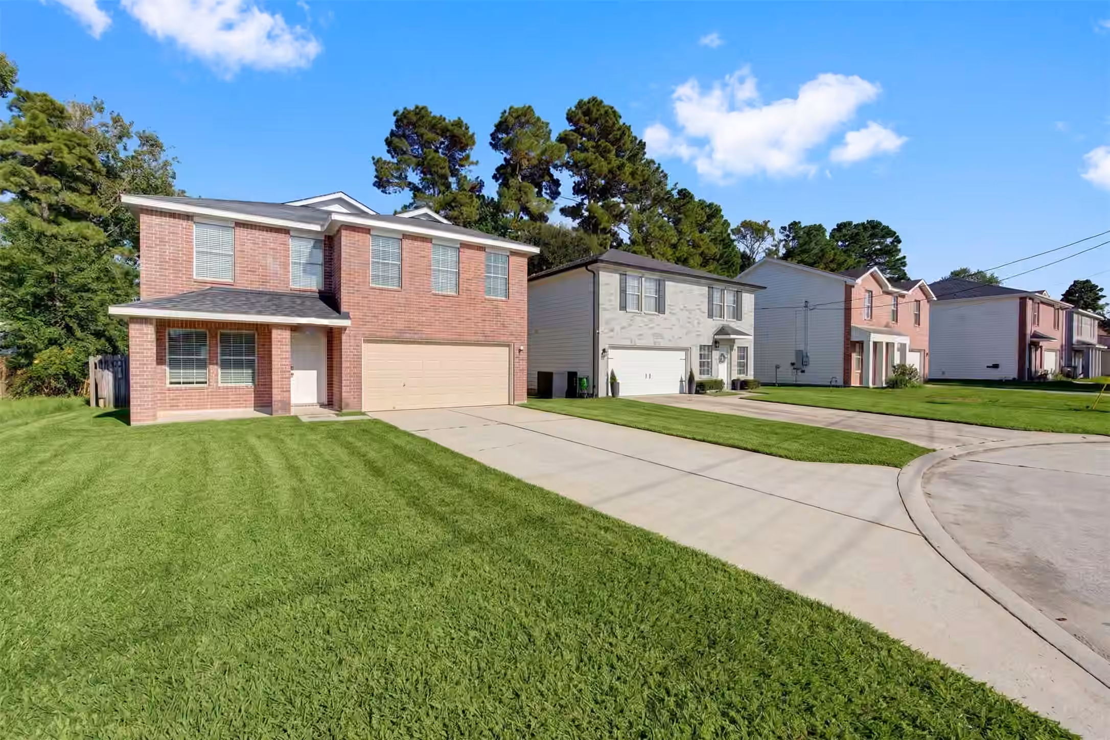 Photo 3 of 16755 N Thrasher Drive, Conroe, TX