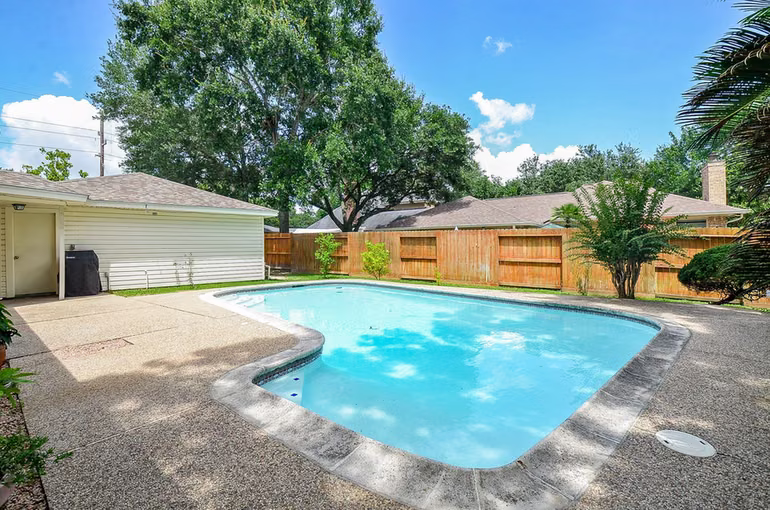 Photo 5 of 23122 Fairvine Park Drive, Katy, TX