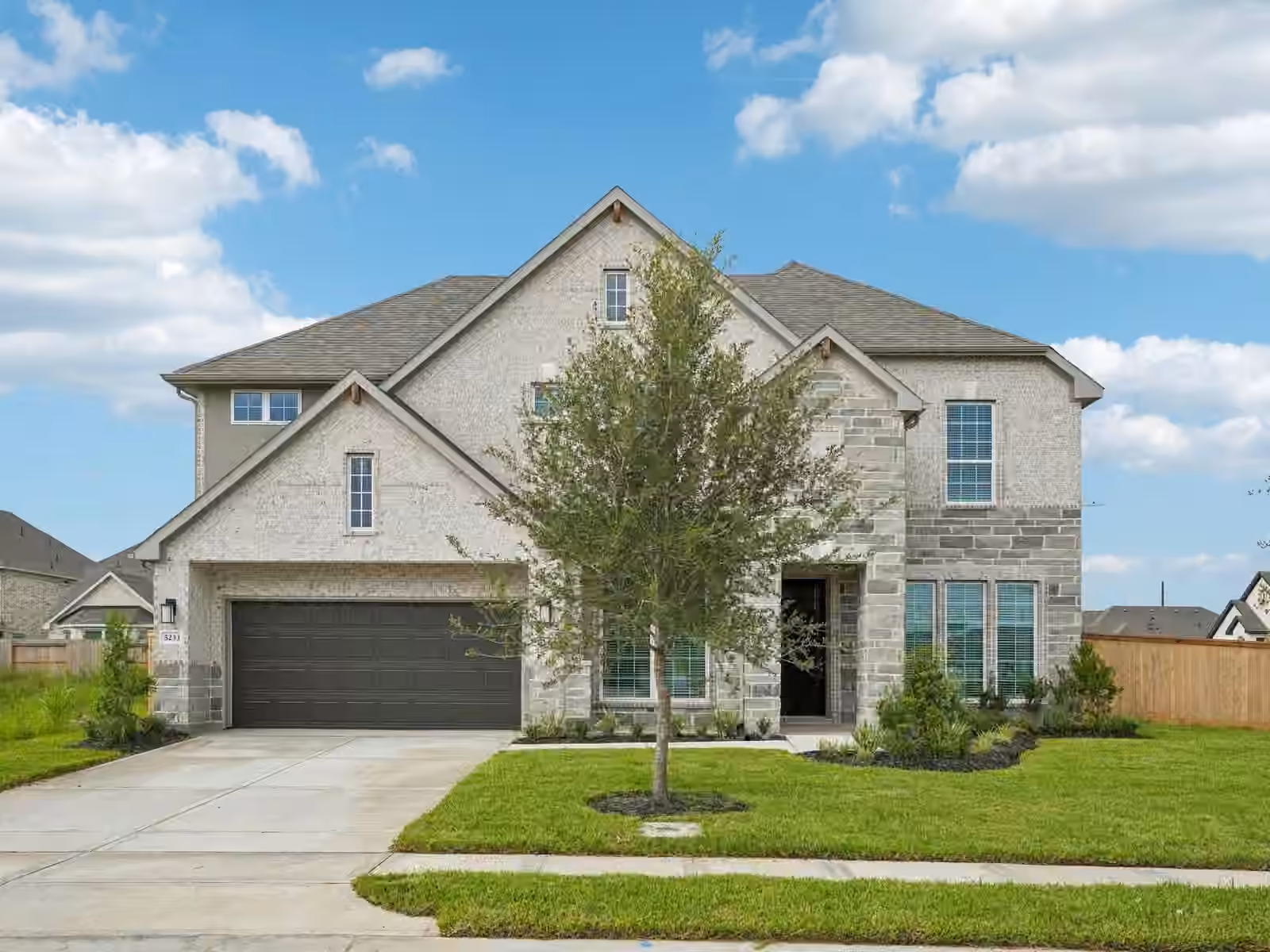 Photo of 5233 Great Oaks Drive, Pearland, TX 77584