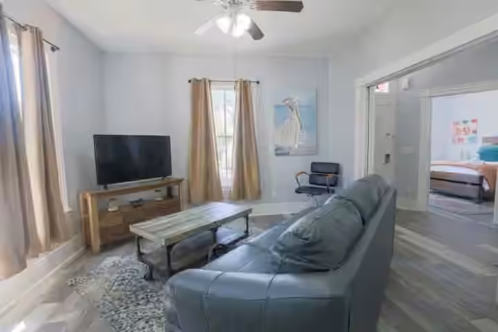 Photo 3 of 1514 18th Street, Galveston, TX