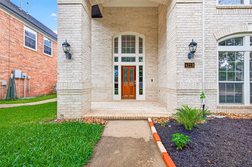 Photo 6 of 4219 Fisher Lake Drive, Richmond, TX