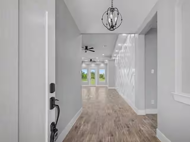 Photo 6 of 1220 Appaloosa Circle, Angleton, TX