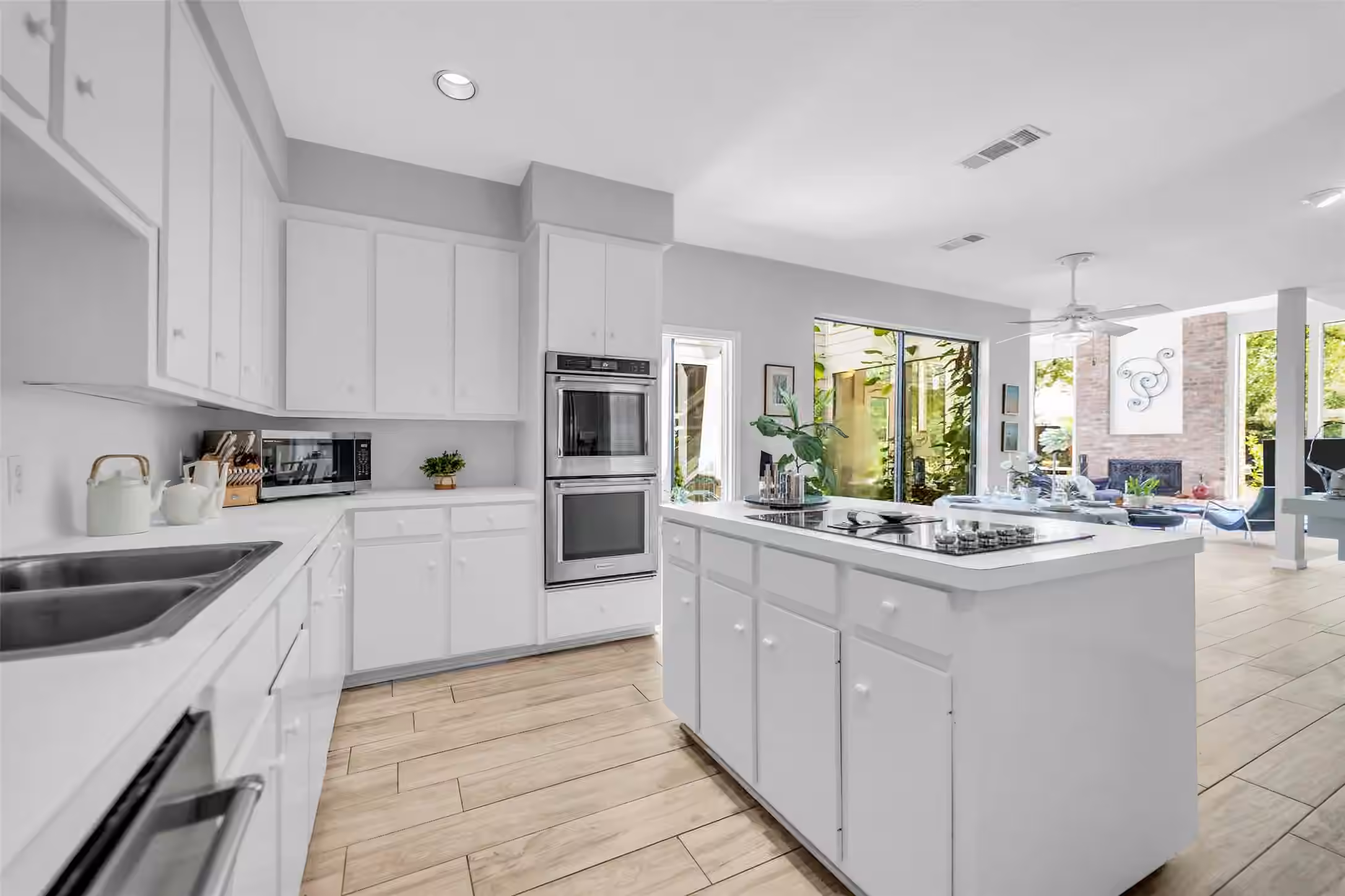 Photo 7 of 11407 Long Pine Drive, Houston, TX