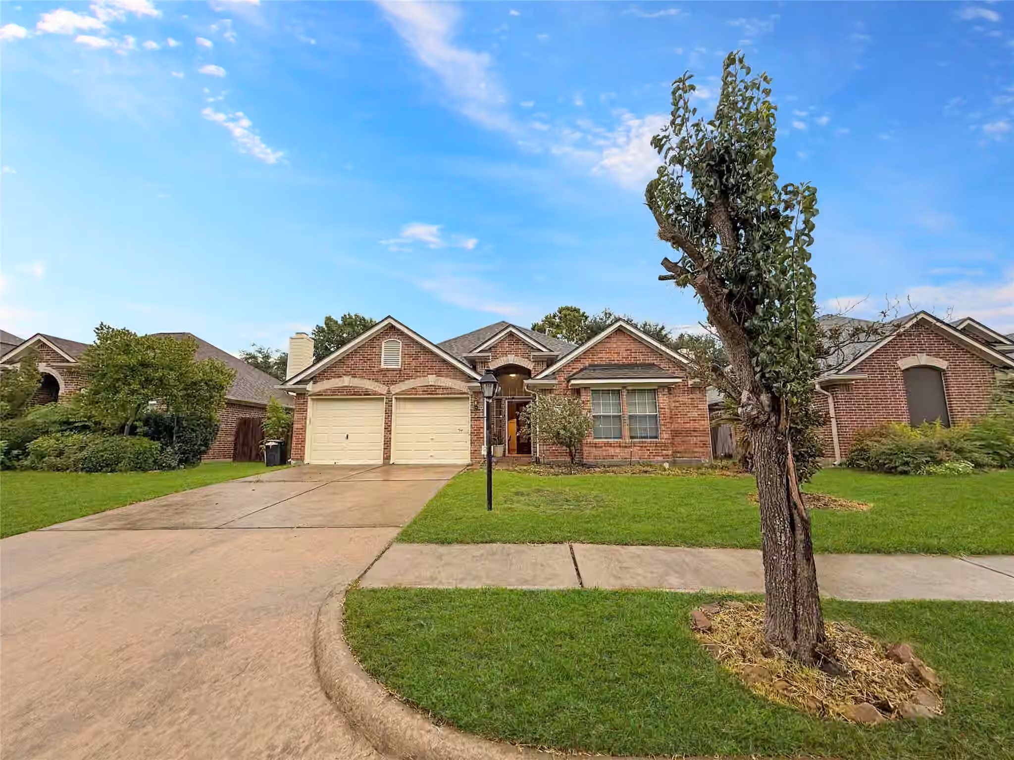 Photo 6 of 2723 Kimbleton Court, Houston, TX