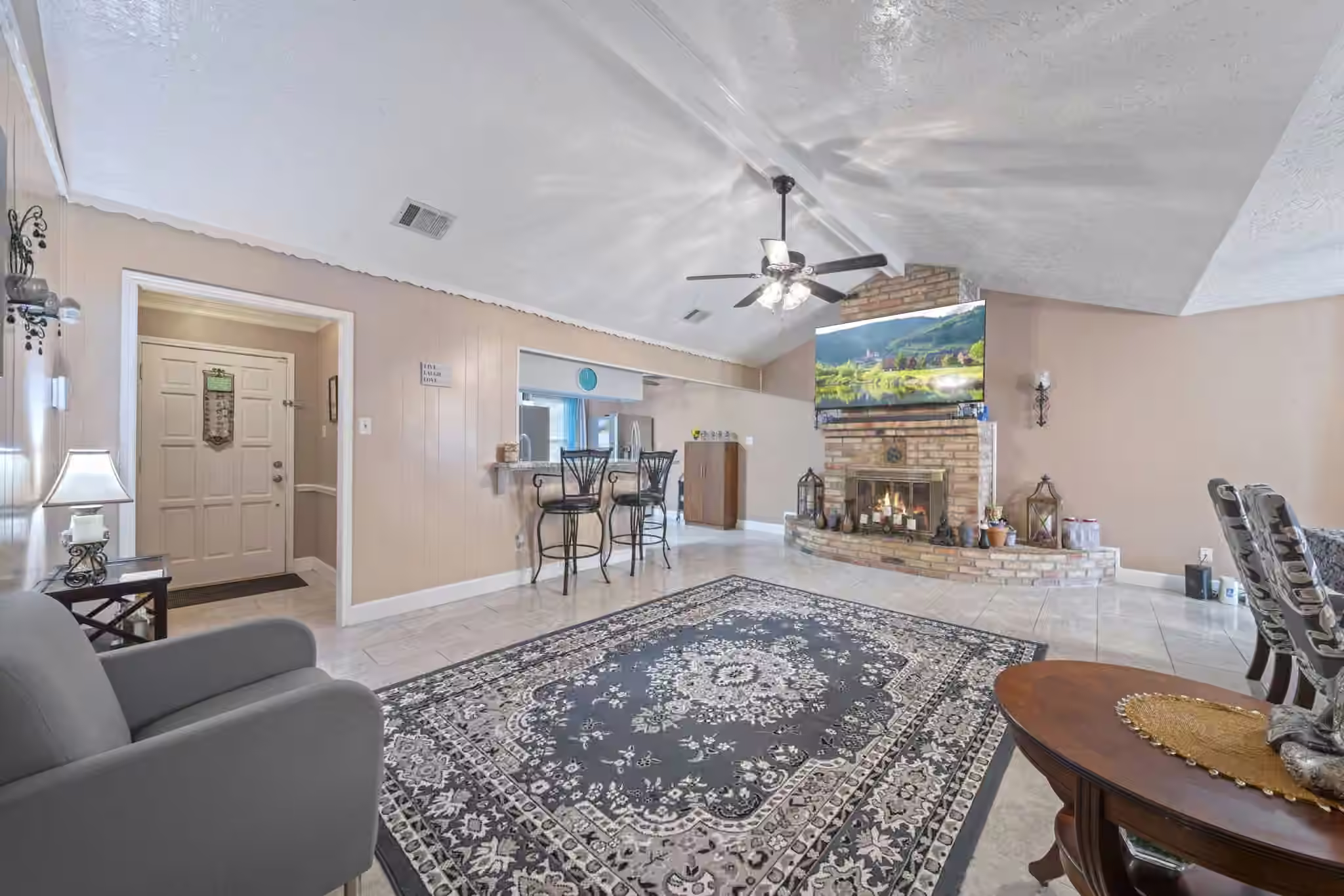 Photo 3 of 3805 Darling Avenue, Pasadena, TX