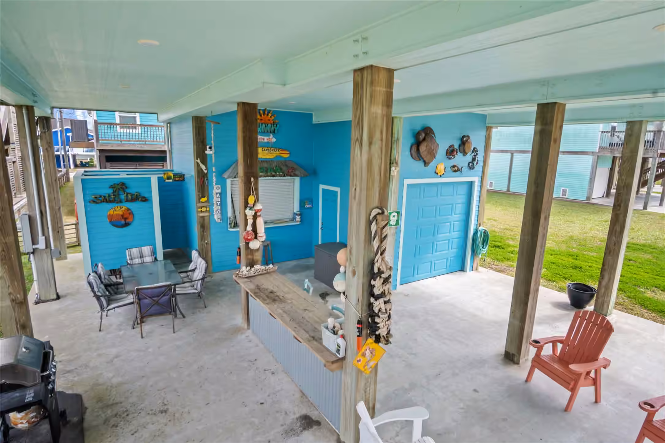 Photo 3 of 980 Fisherman Drive S, Crystal Beach, TX