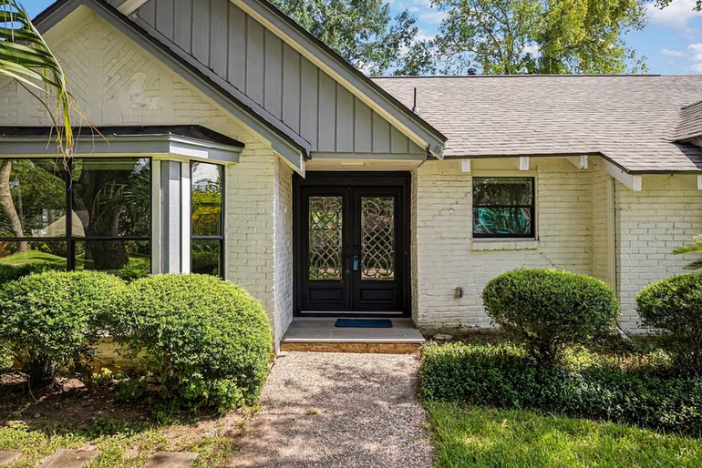 Photo 3 of 12523 Honeywood Trail, Houston, TX