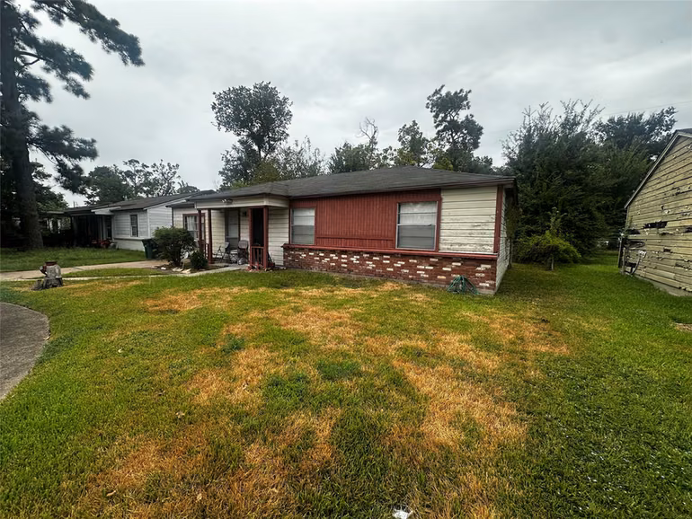 Photo 6 of 6515 Hartwick Road, Houston, TX