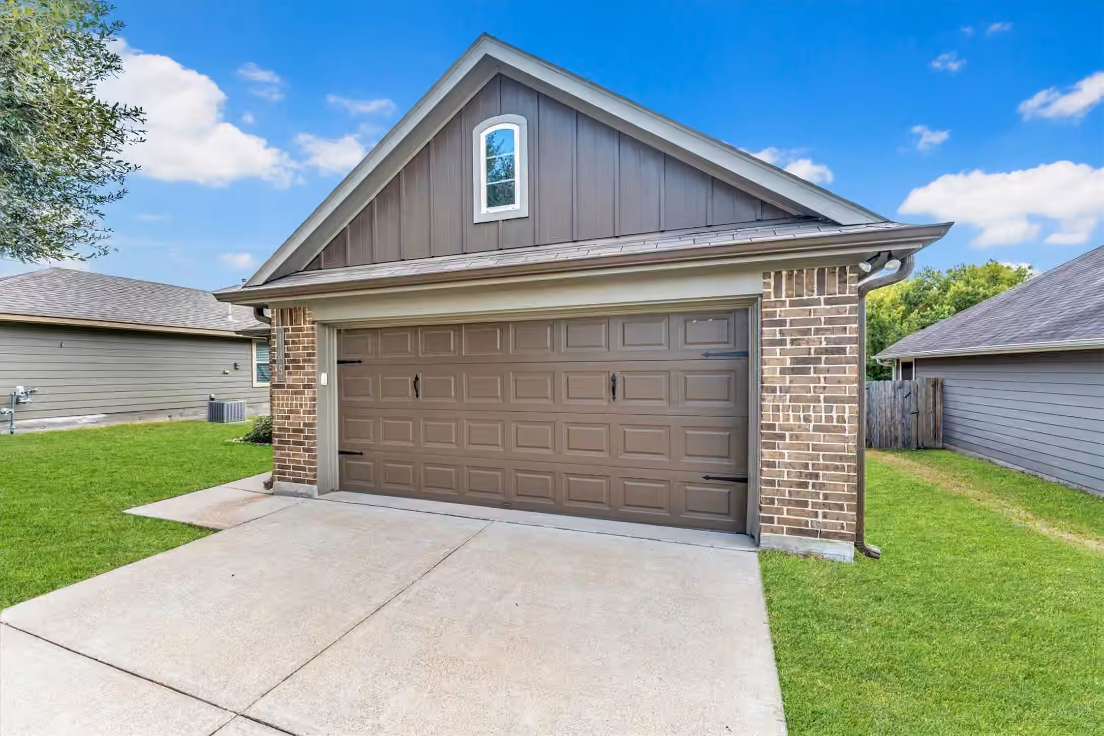 Photo 3 of 135 Brookside Drive, Huntsville, TX