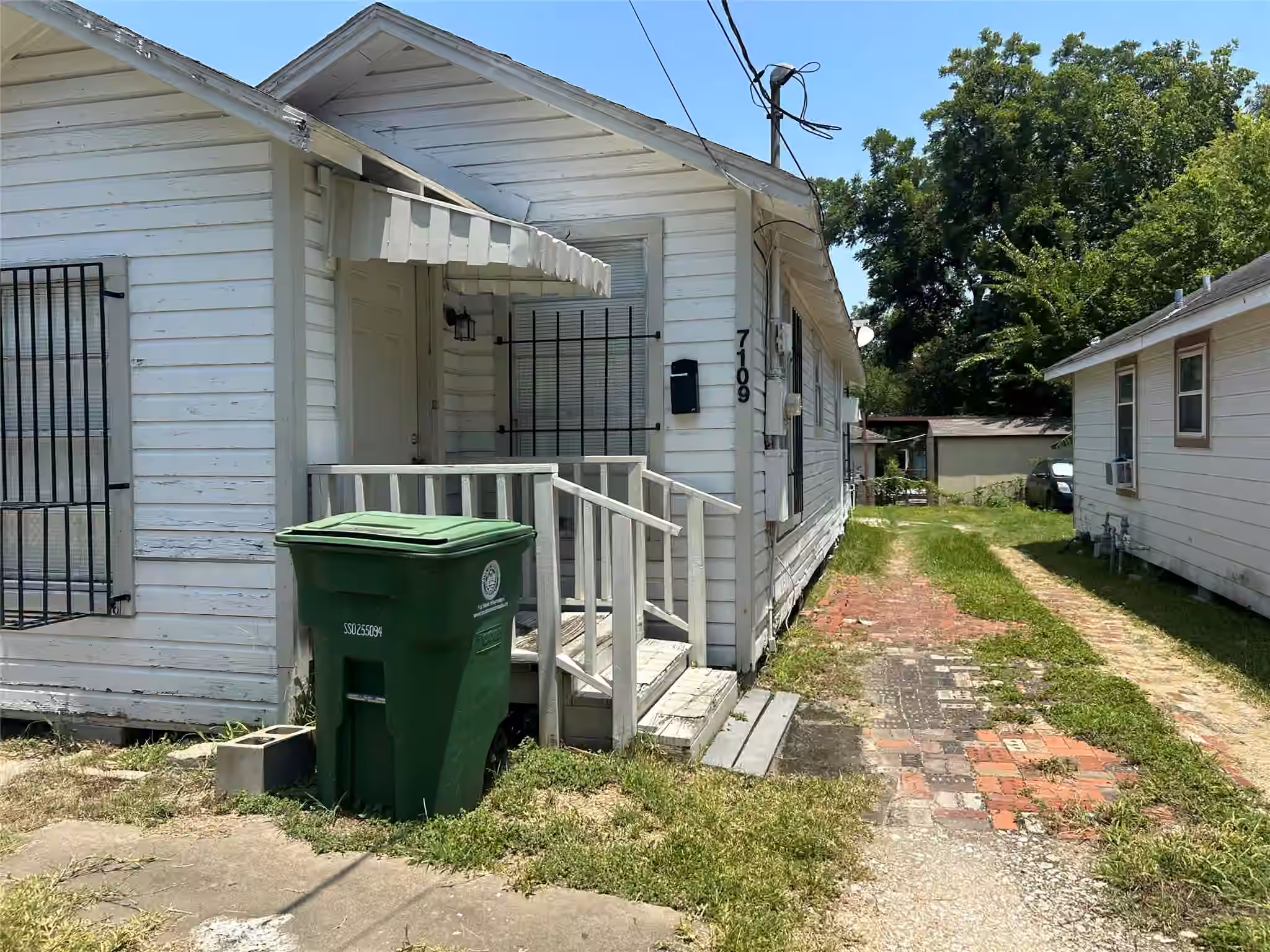 Photo 2 of 7109 Avenue O, Houston, TX