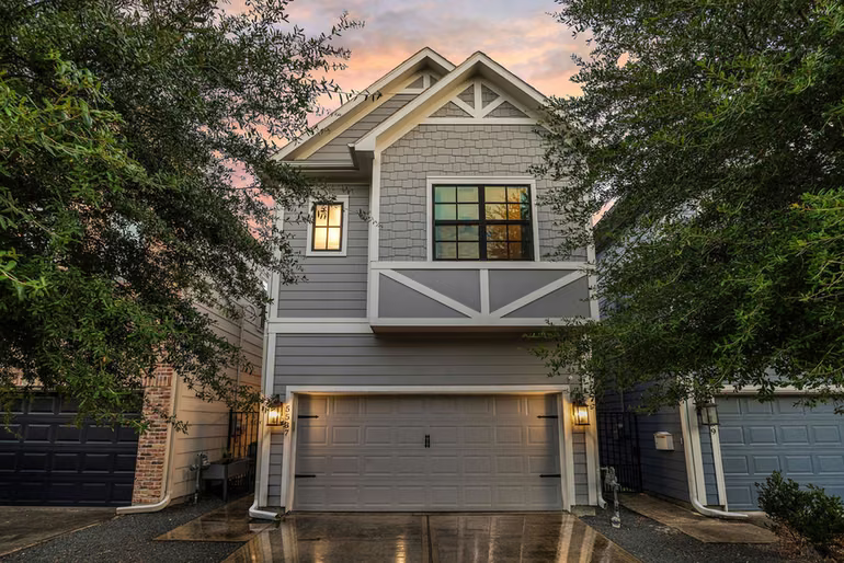 Photo 2 of 5537 Petty Street, Houston, TX