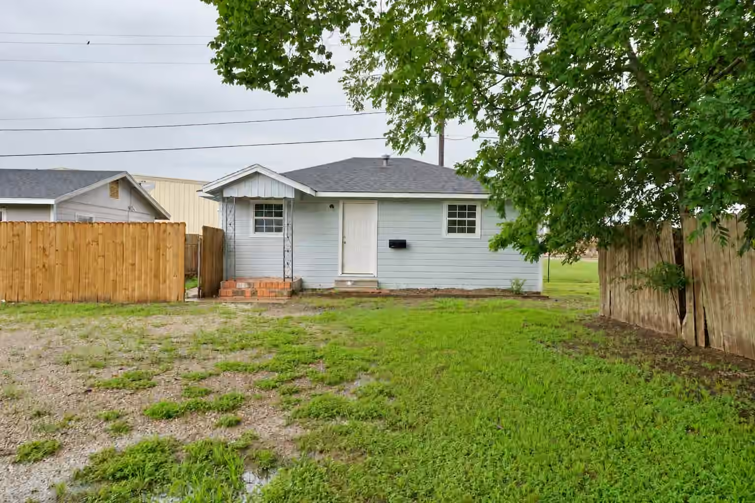 Photo 2 of 3515 5th Street, Bay City, TX