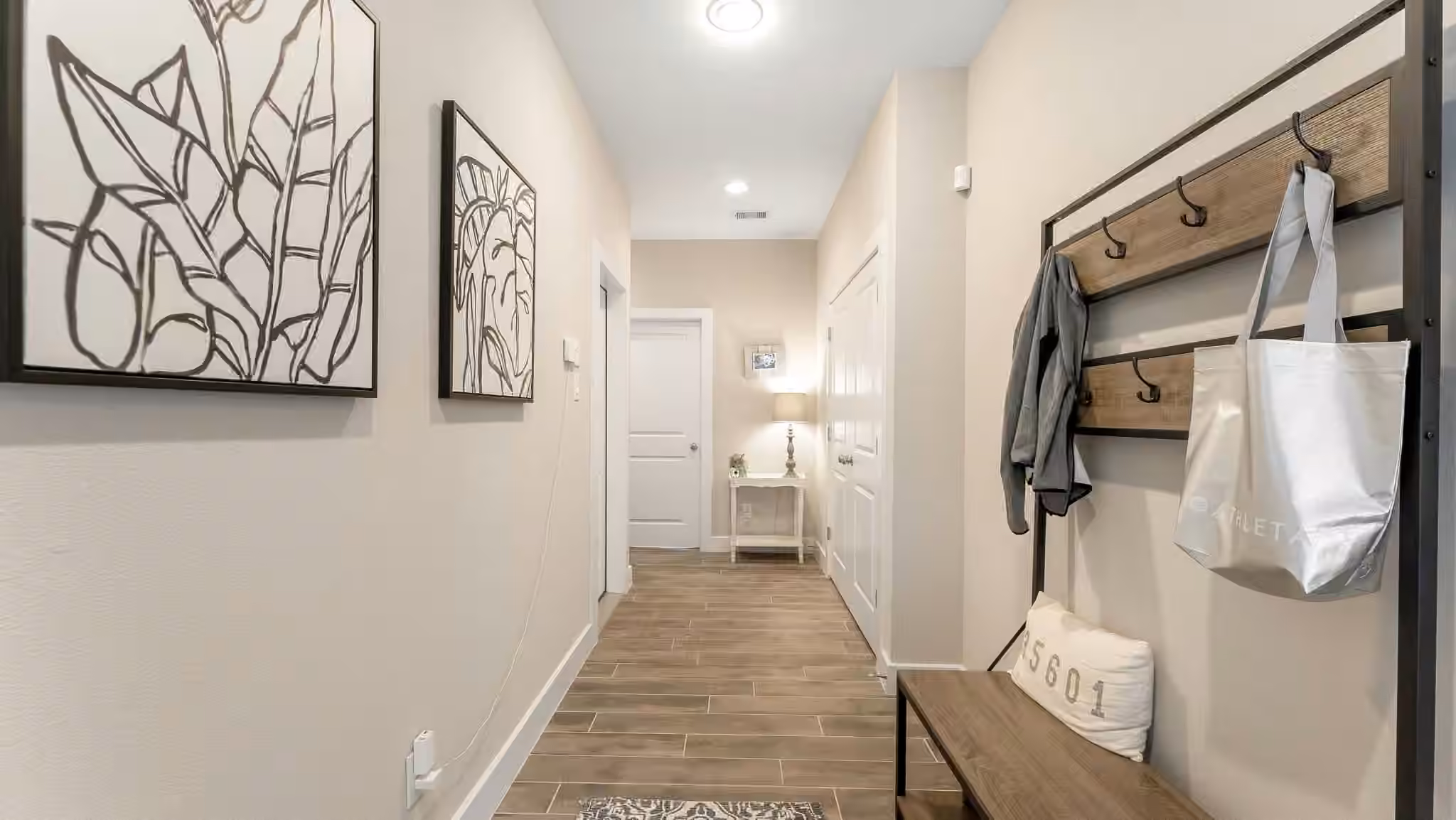 Photo 5 of 404 Drennan Street, Houston, TX