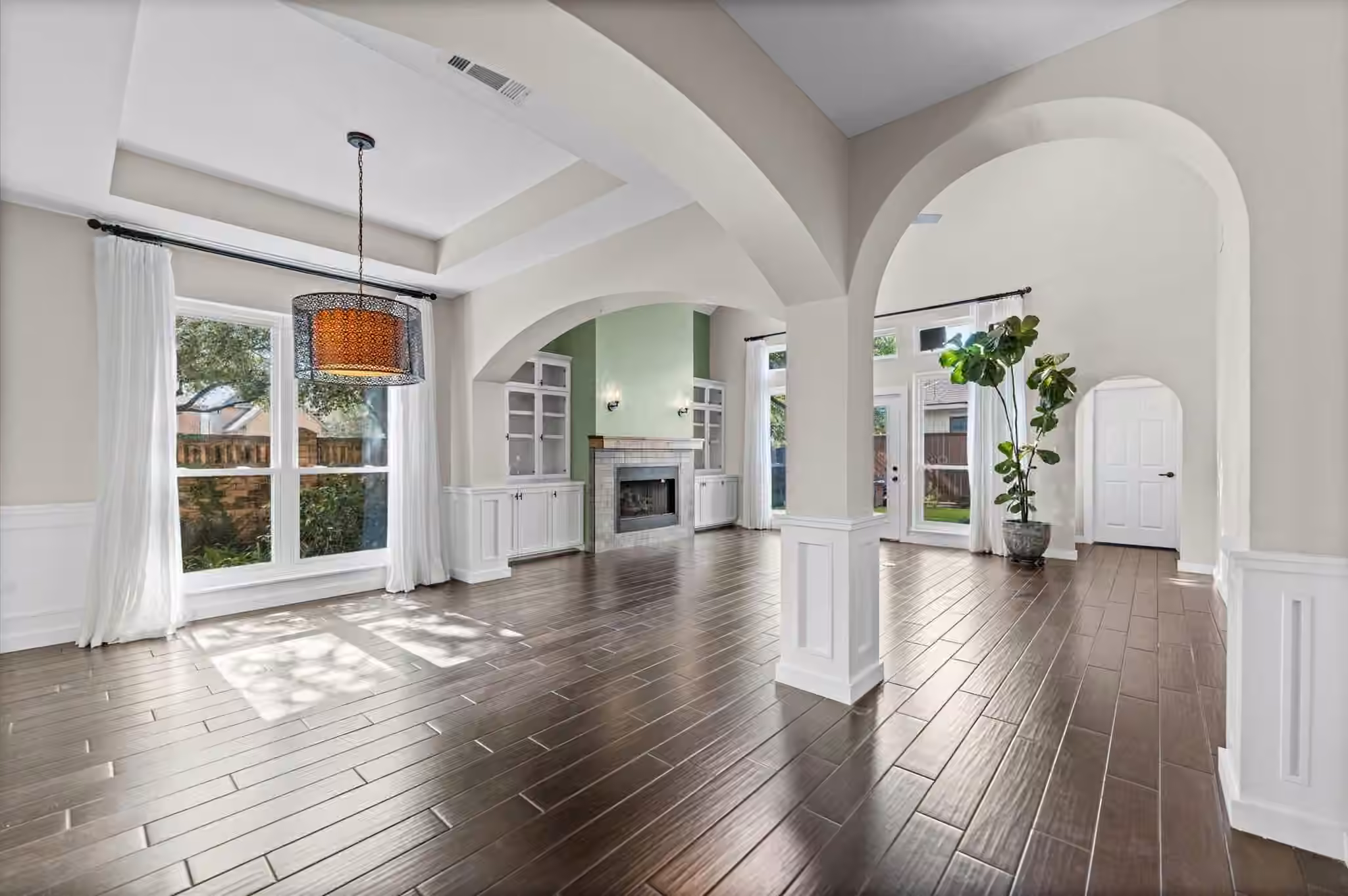 Photo 5 of 8003 Oakwood Hollow Street, Houston, TX