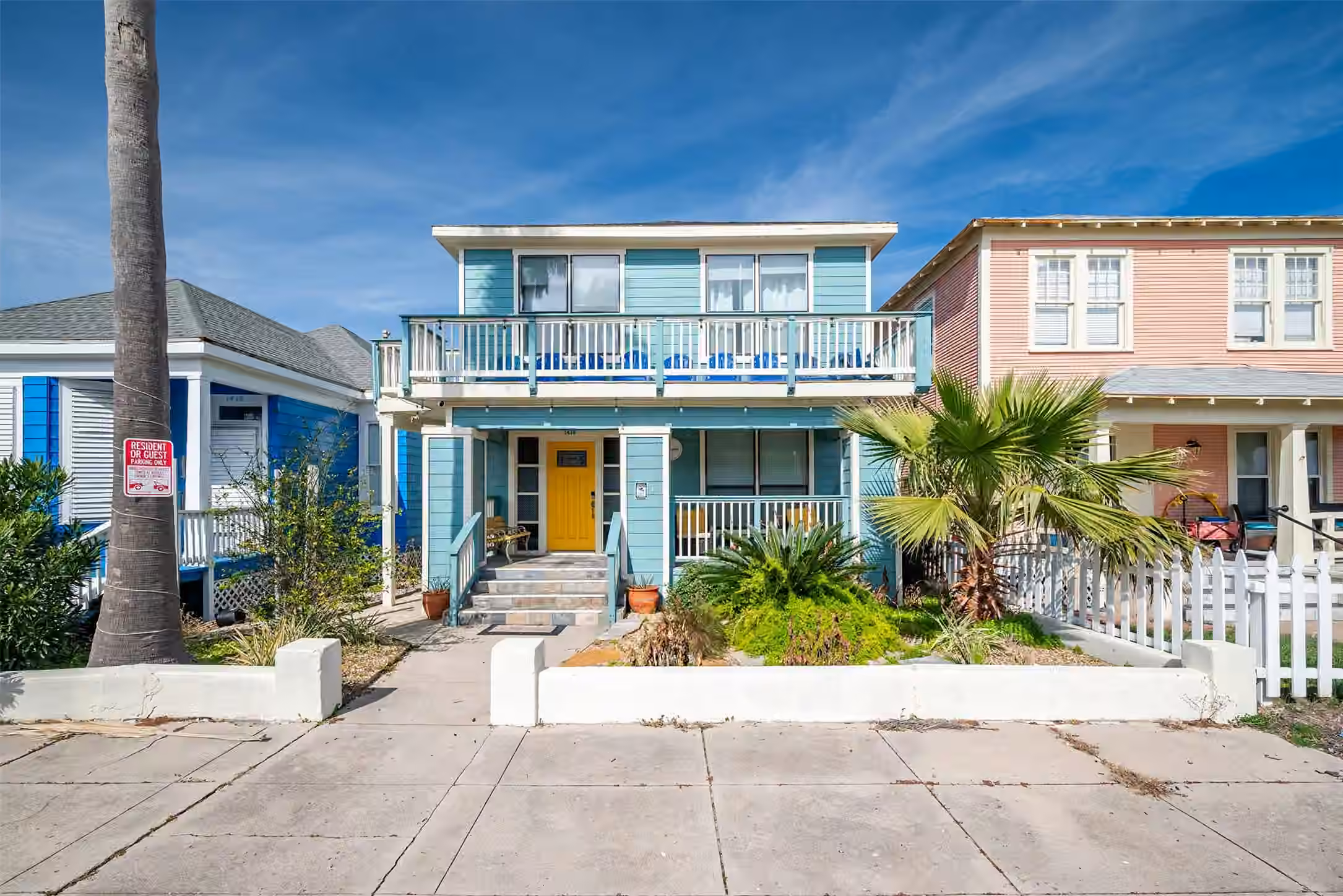 Photo of 1414 Avenue N 1/2 Street, Galveston, TX 77550