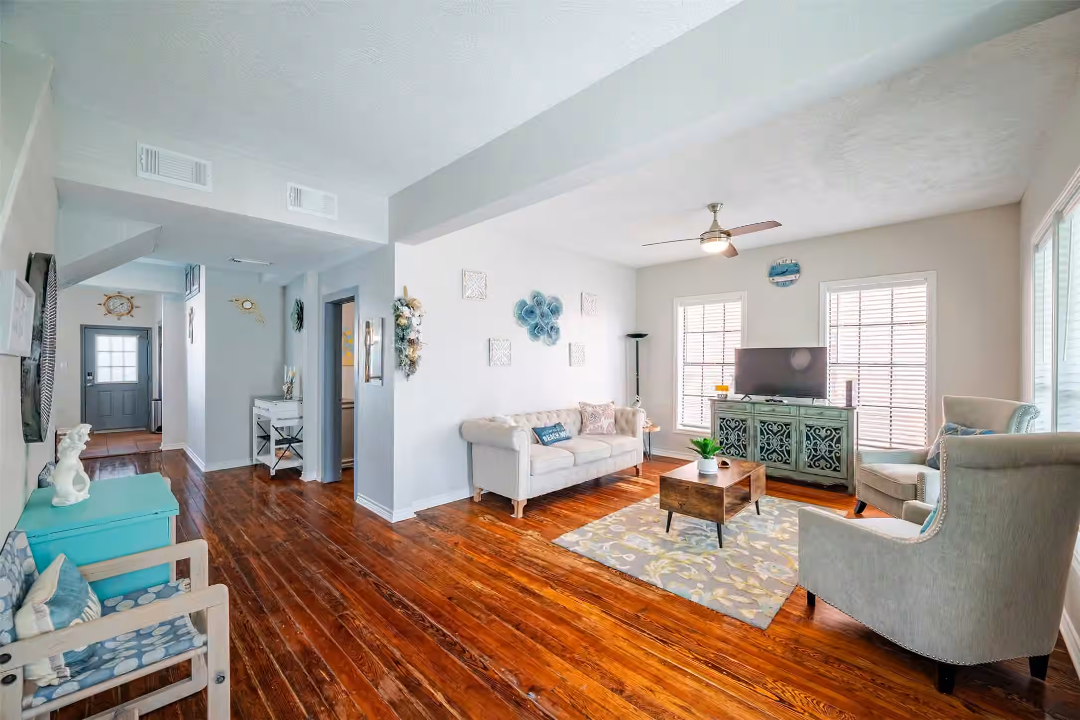 Photo 3 of 1414 Avenue N 1/2 Street, Galveston, TX
