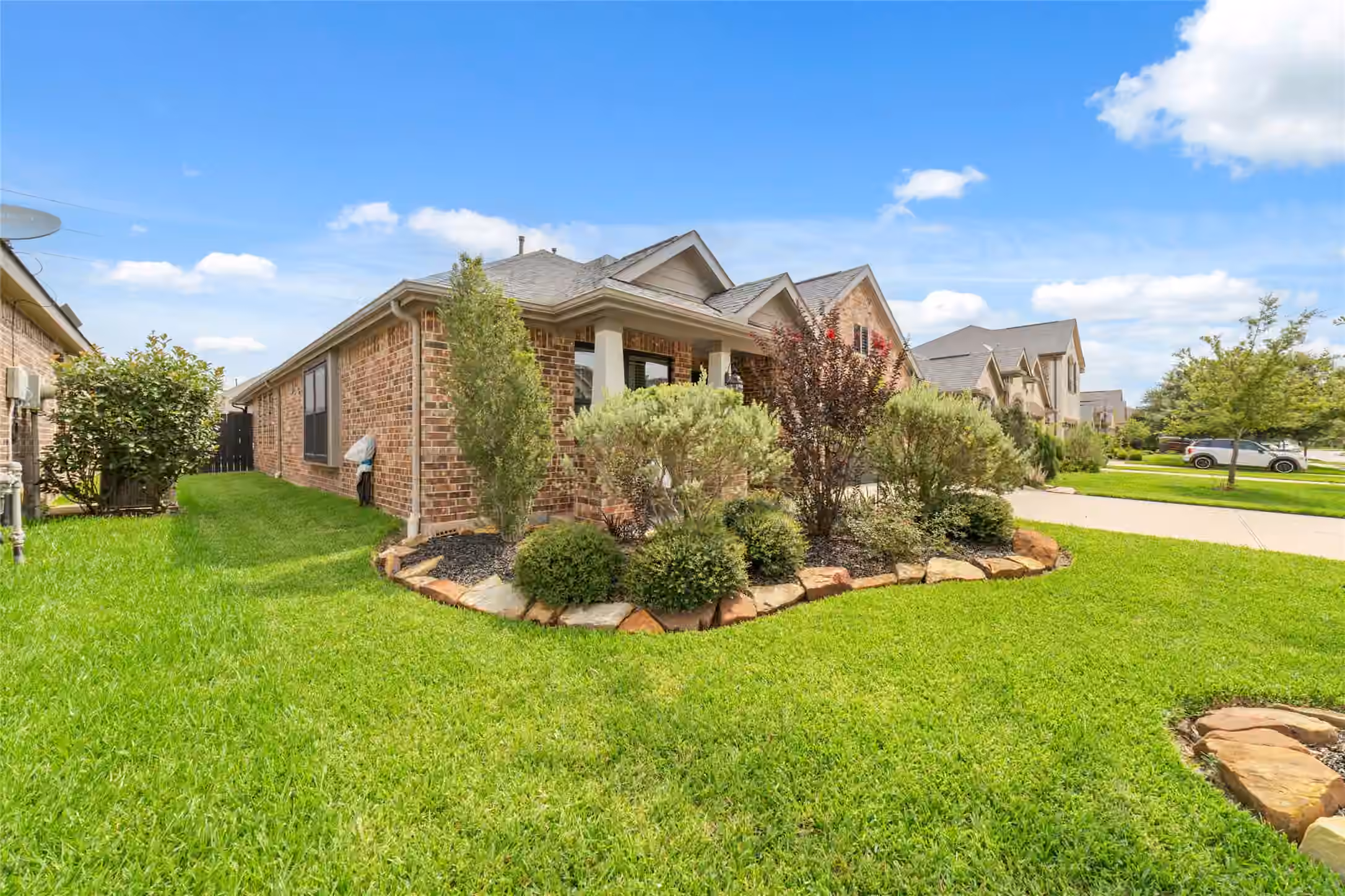 Photo 3 of 3825 Enchanted Timbers Lane, Spring, TX
