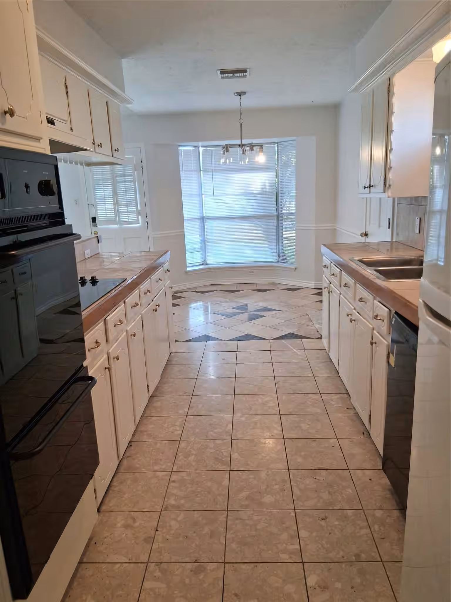 Photo 5 of 7515 Brush Wood Drive, Houston, TX