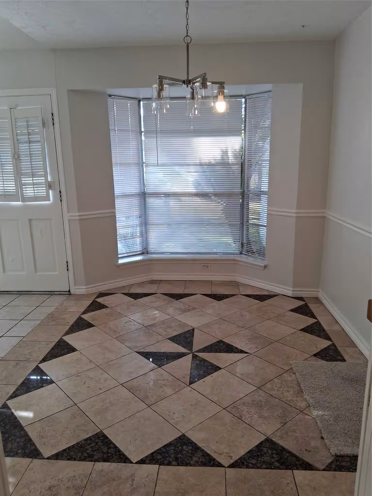 Photo 6 of 7515 Brush Wood Drive, Houston, TX