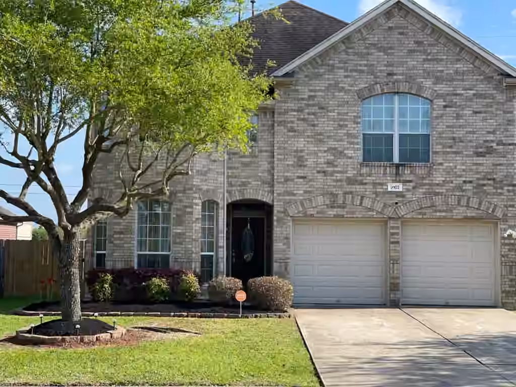 Photo of 9102 Sunrise Trl, Pearland, TX 77584