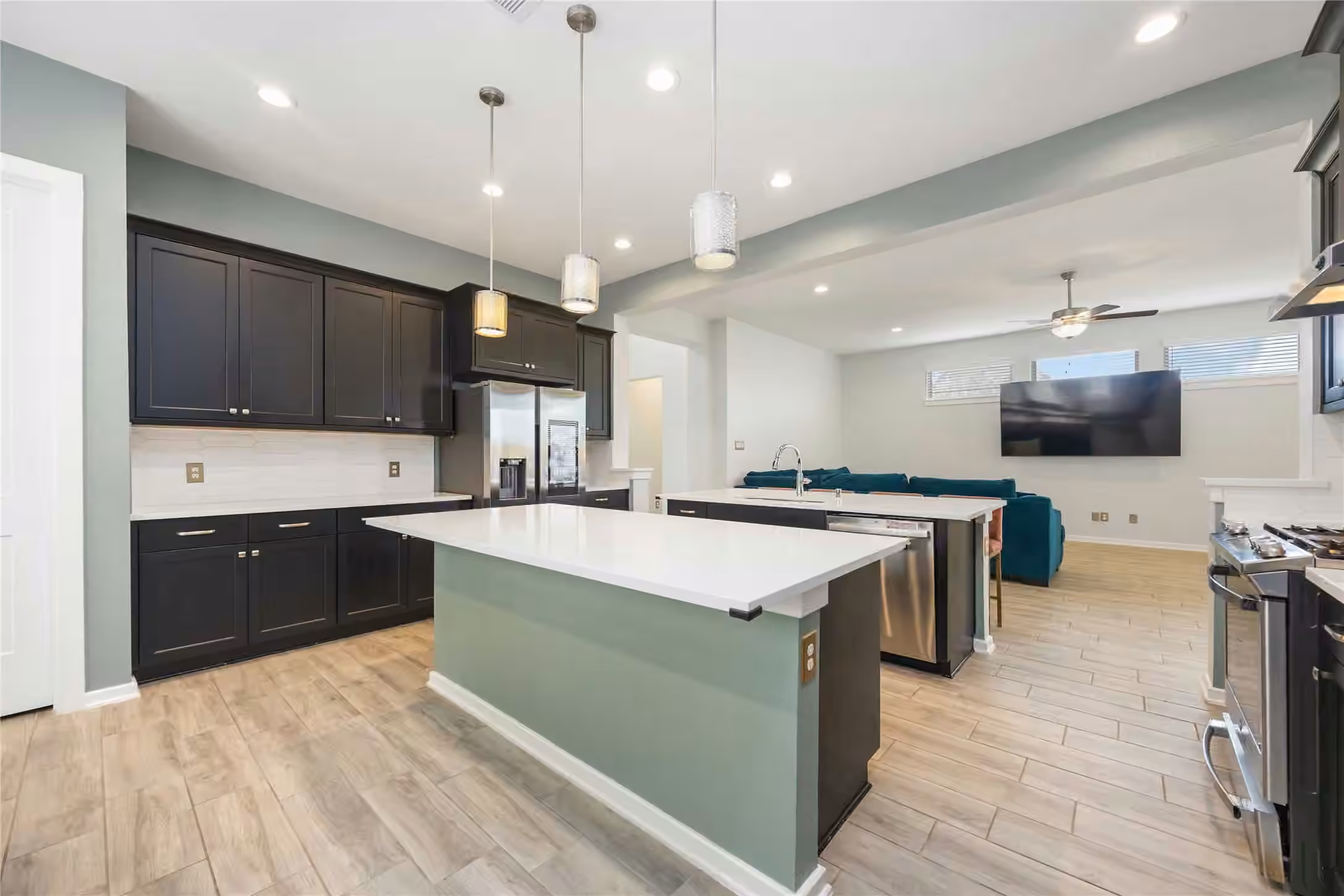 Photo 4 of 9703 Colorado Street, Manvel, TX