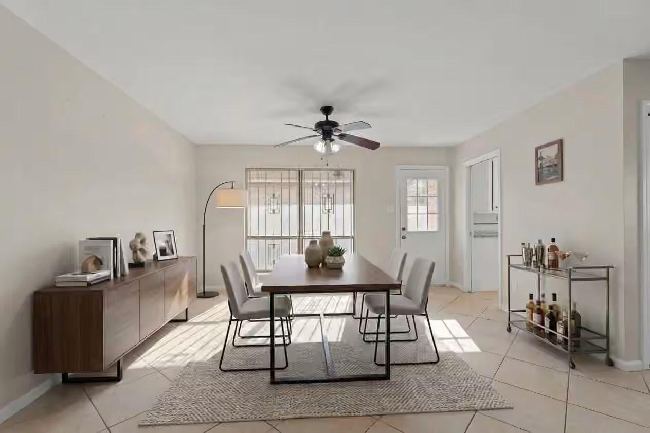 Photo 5 of 9614 Langdon Lane, Houston, TX