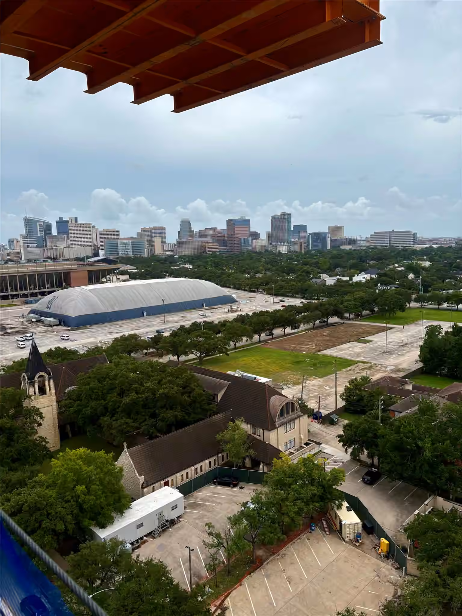 Photo 7 of 2360 S RICE BOULEVARD PH1301, Houston, TX