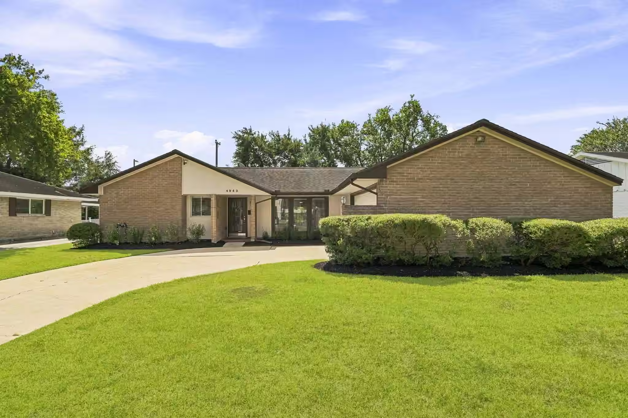 Photo 2 of 4943 Cheena Drive, Houston, TX