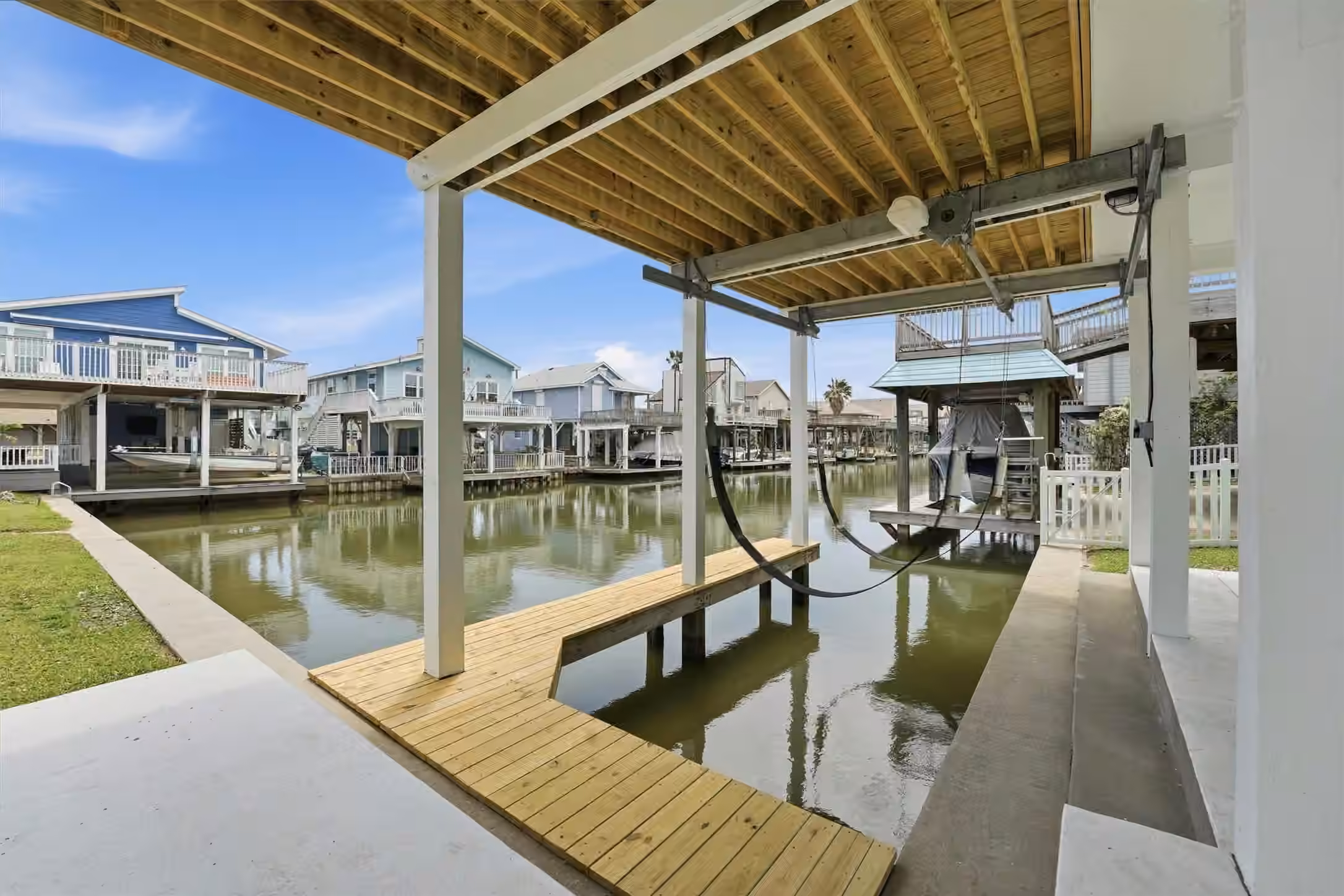 Photo 4 of 22101 Pecos Drive, Galveston, TX