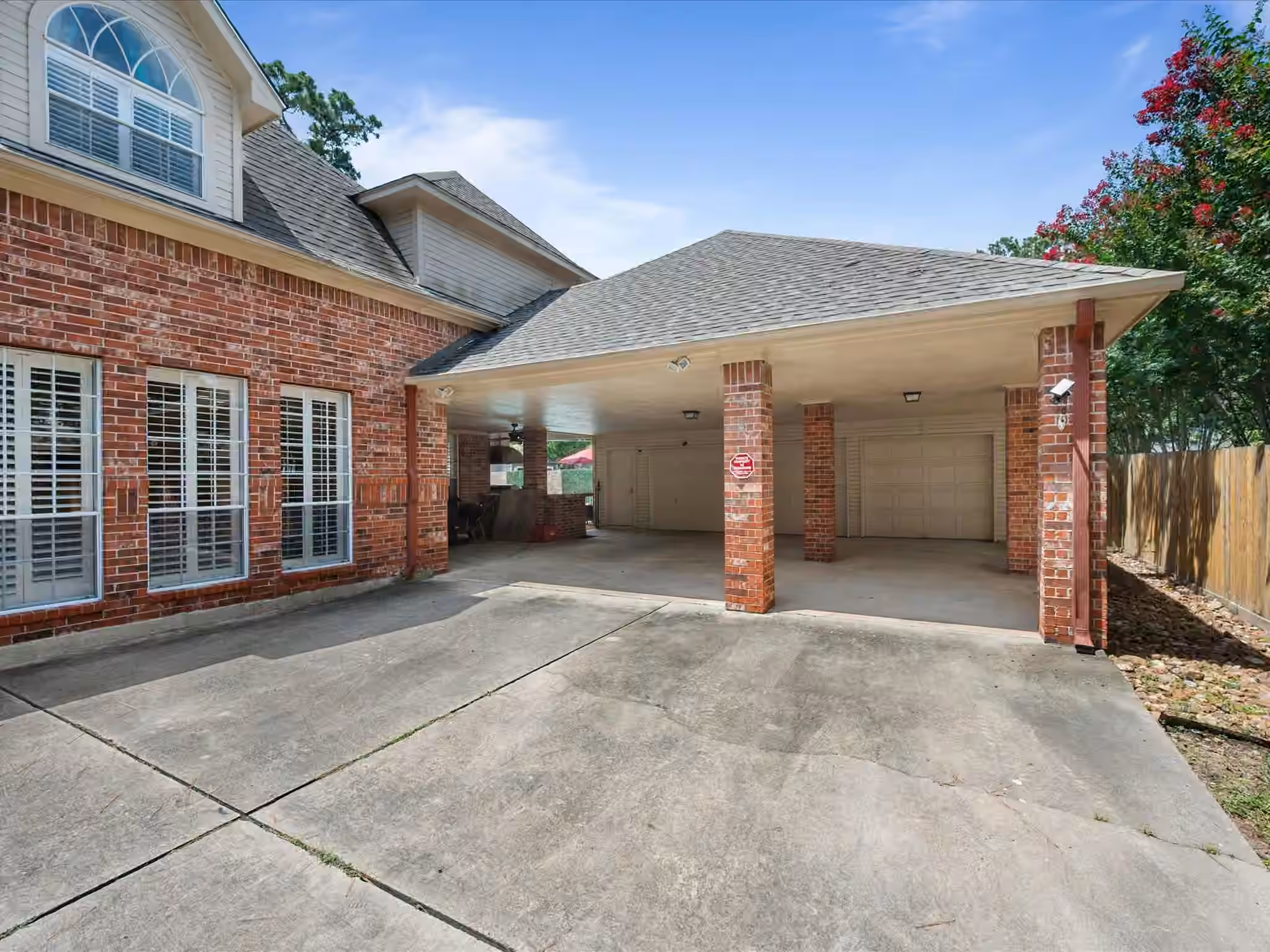 Photo 6 of 16123 Lafone Drive, Spring, TX