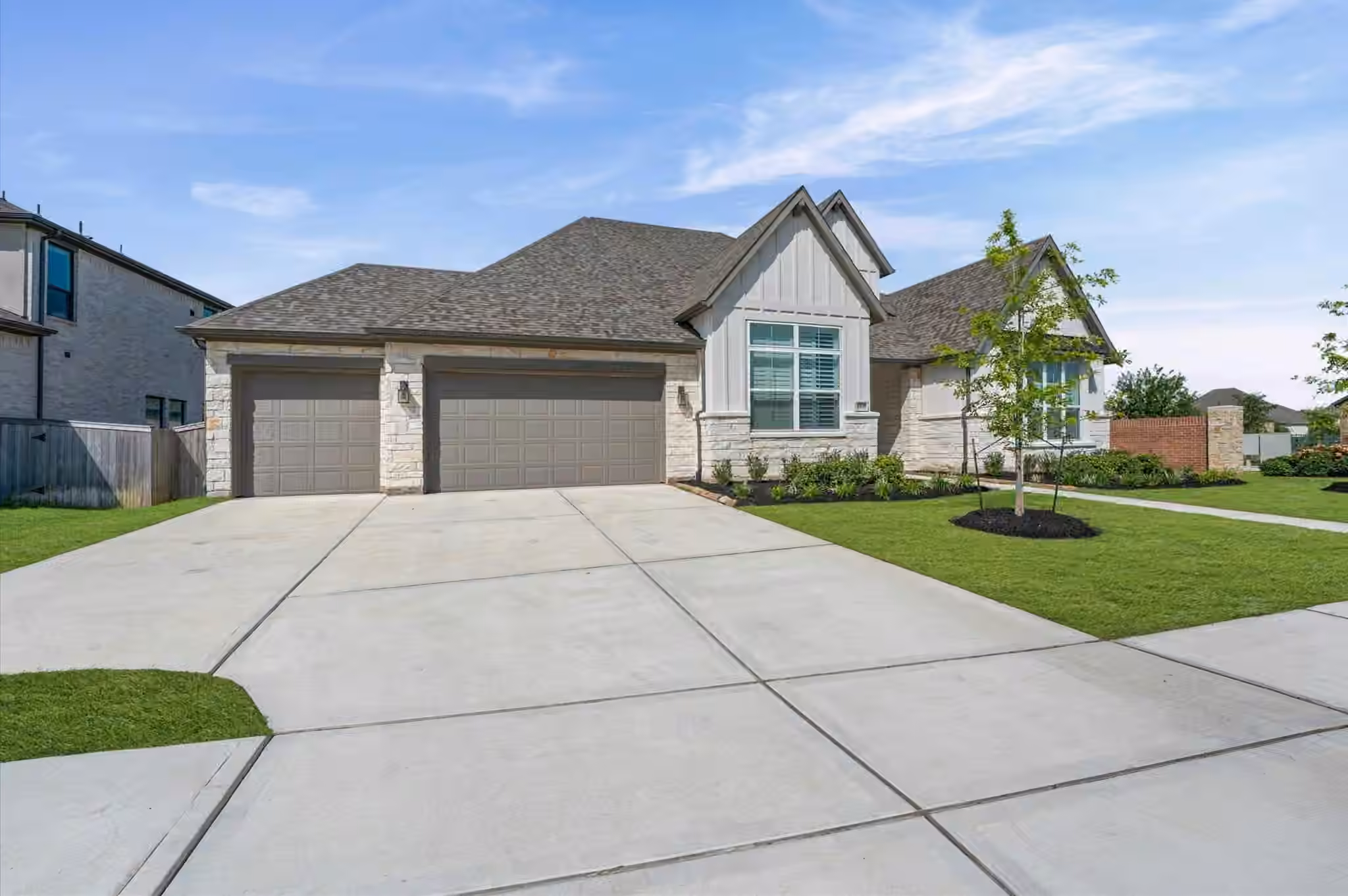 Photo 3 of 4839 Summer Place Court, Fulshear, TX