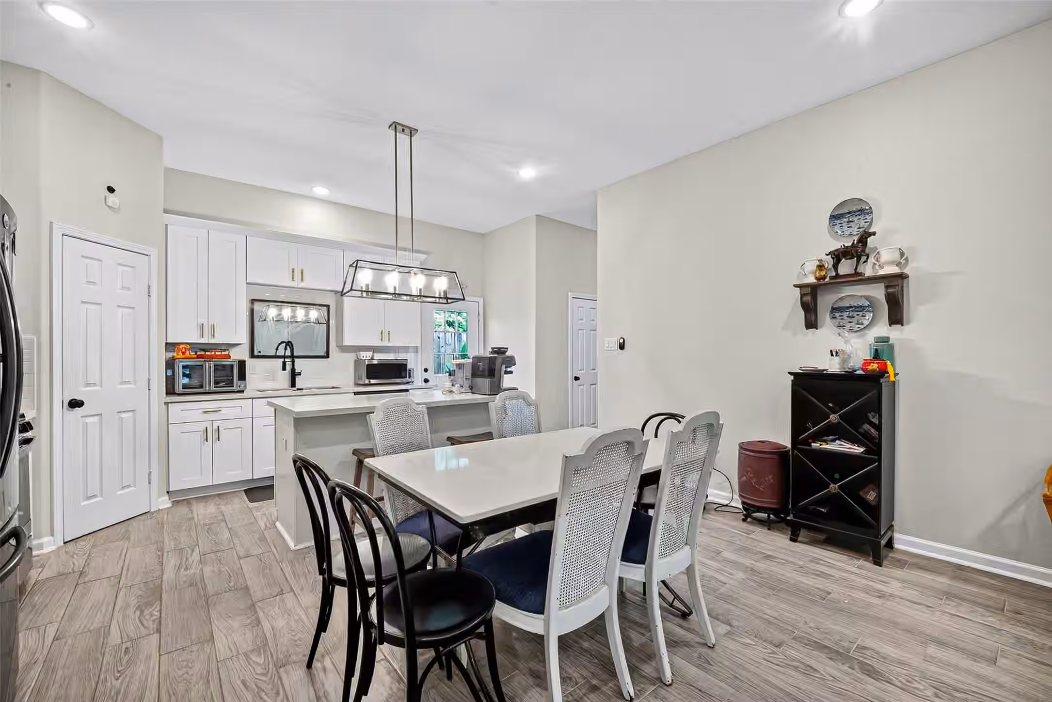 Photo 6 of 4815 Eastland Street, Houston, TX