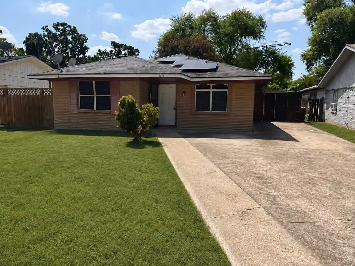 Photo of 7515 Bradmar Street, Houston, TX 77088