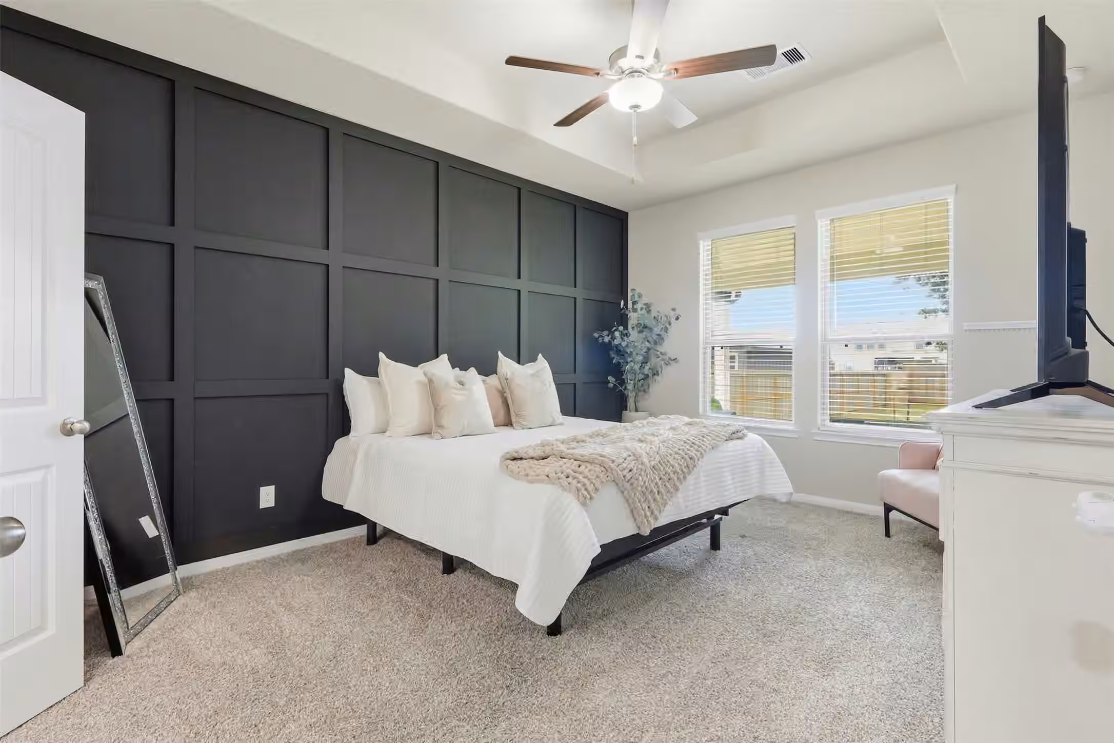 Photo 7 of 6310 Fawn Path Drive, Conroe, TX