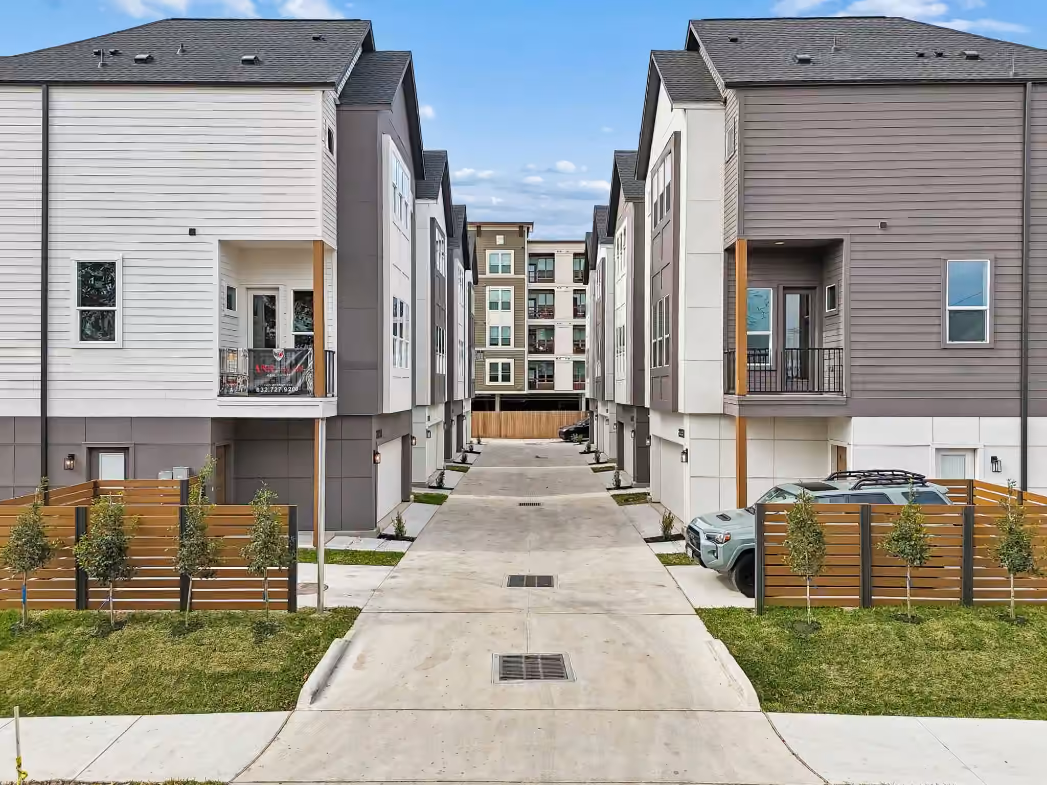 Photo 2 of 2221 Marnel Road C, Houston, TX